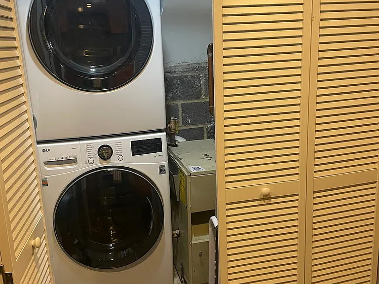 Full size washer/dryer