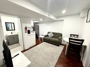 35 Oakmoor Ln N, Markham, ON L6B 0P1