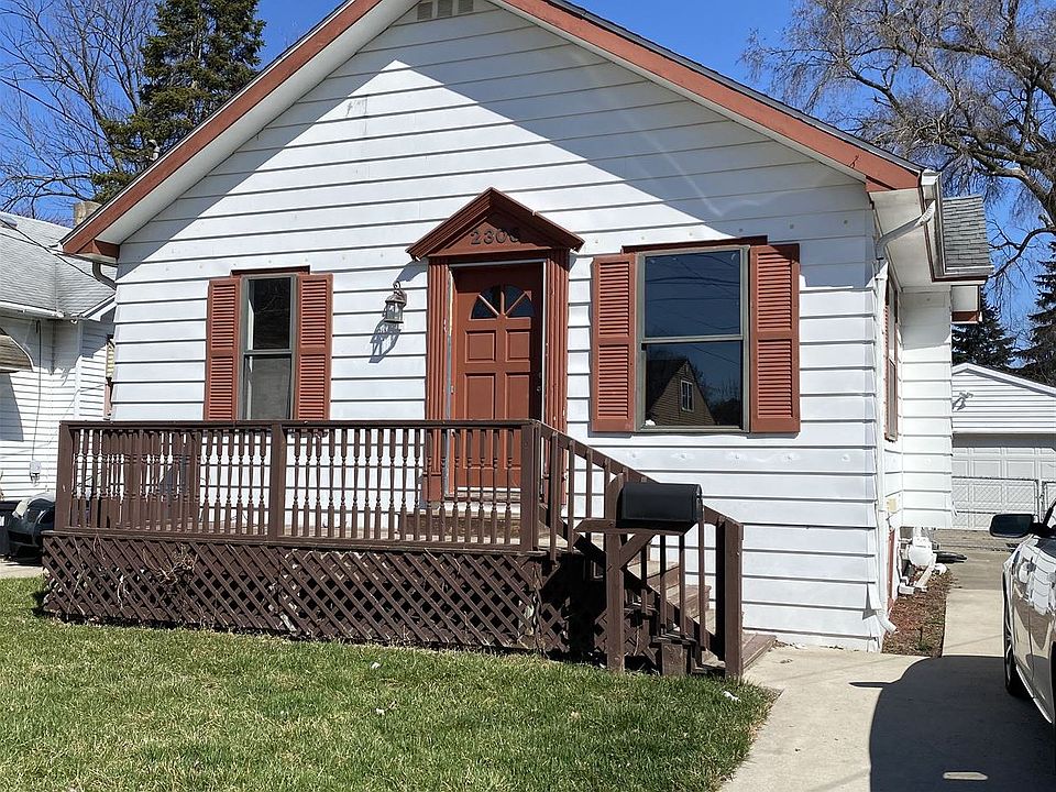 Clinton 2306 N