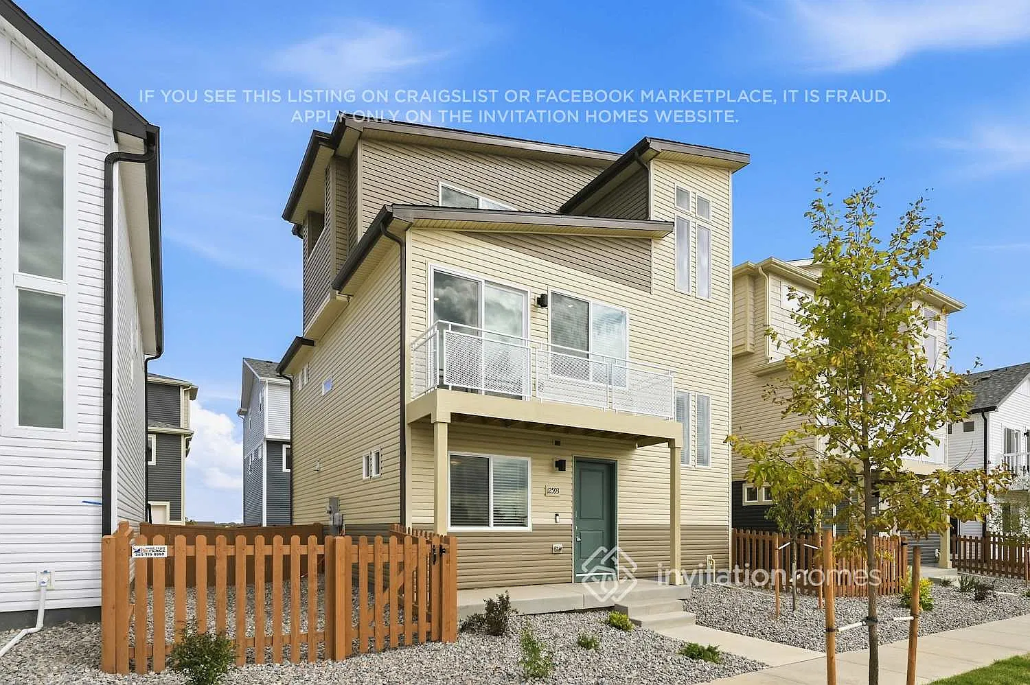 12593 E 101st Dr Commerce City, CO 80022 — Photo 2