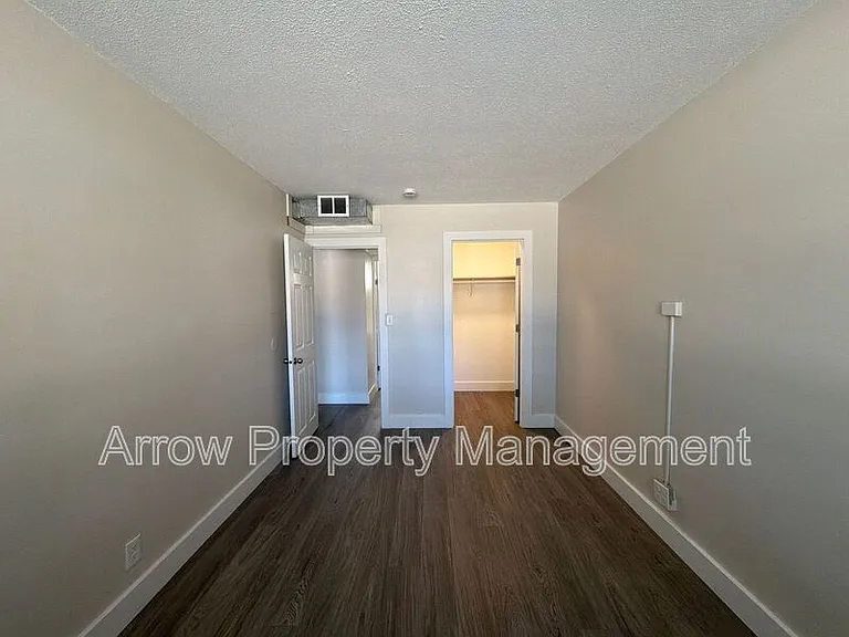 1315 F St #2 — Photo 6