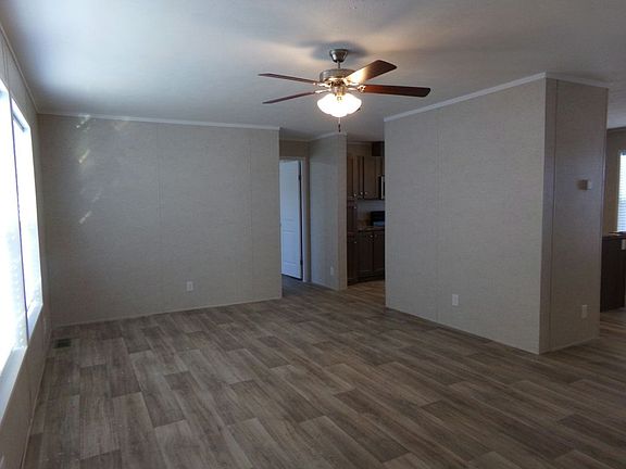 5th image of 4201 Clark Ln #101