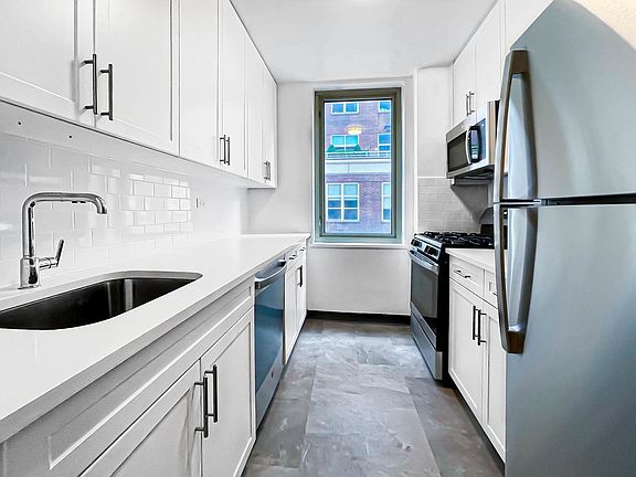 4th image of 125 E 87th St APT 9B