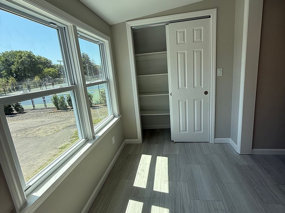 DIning Area with Closet