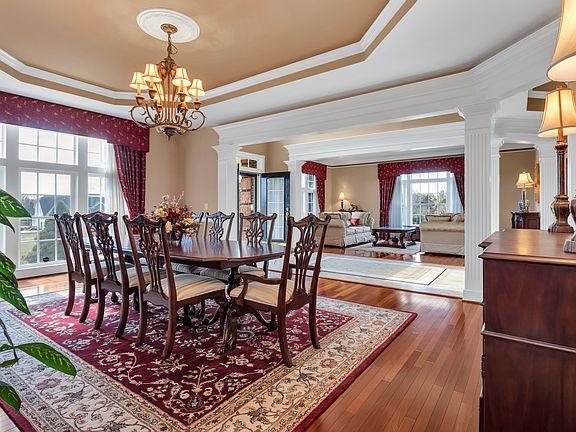4th image of 12900 Dominique Estates Ln