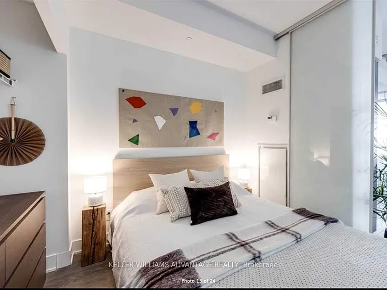 508 Wellington St W #505 — Photo 12