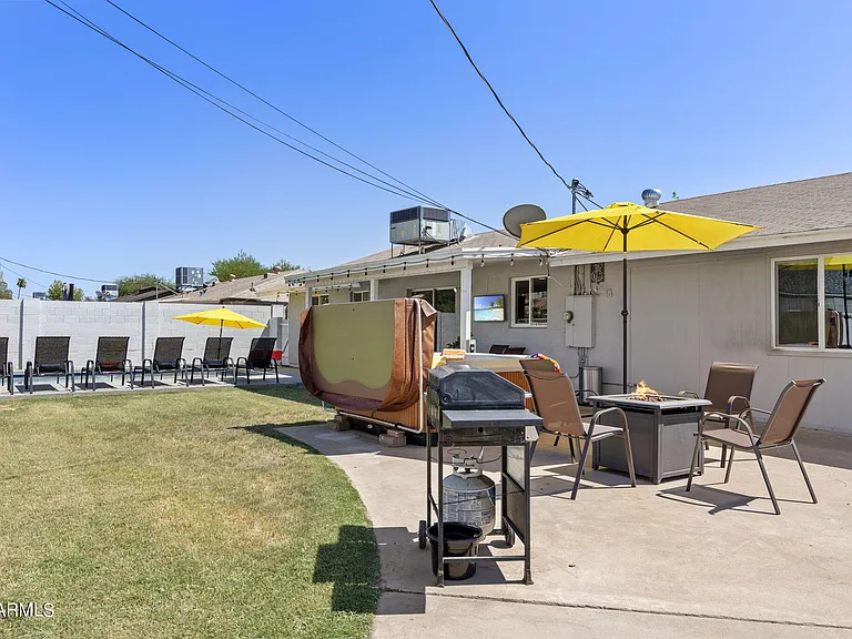 8308 E Minnezona Ave — Photo 44