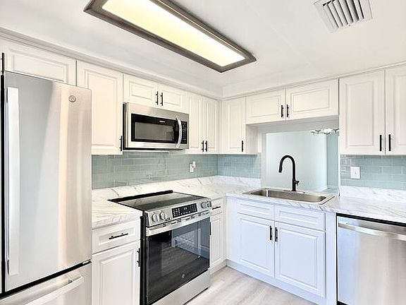 5th image of 4411 Rustic Dr #1
