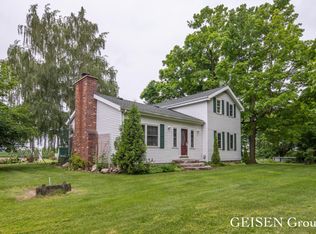 13950 10 Mile Rd NE, Greenville, MI 48838