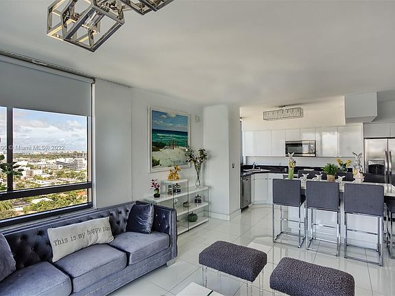 5th image of 1330 West Ave #1601/1603