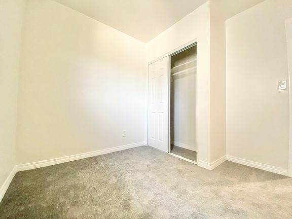 5th image of 858 W 47th St #A