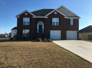 184 Parker Ln, Richmond Hill, GA 31324