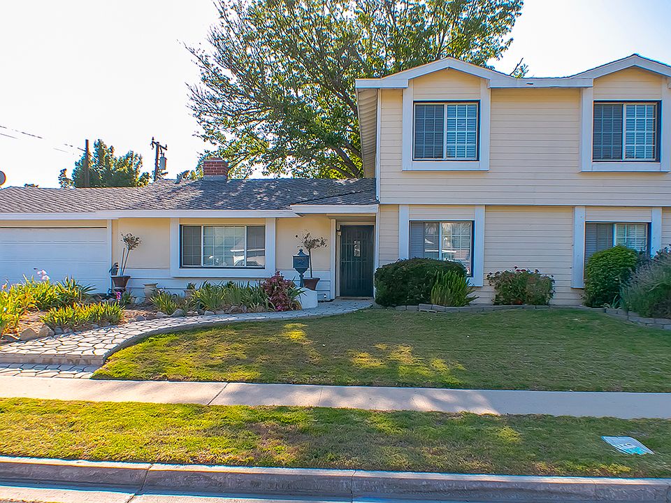 1st image of 131 Cathy Dr