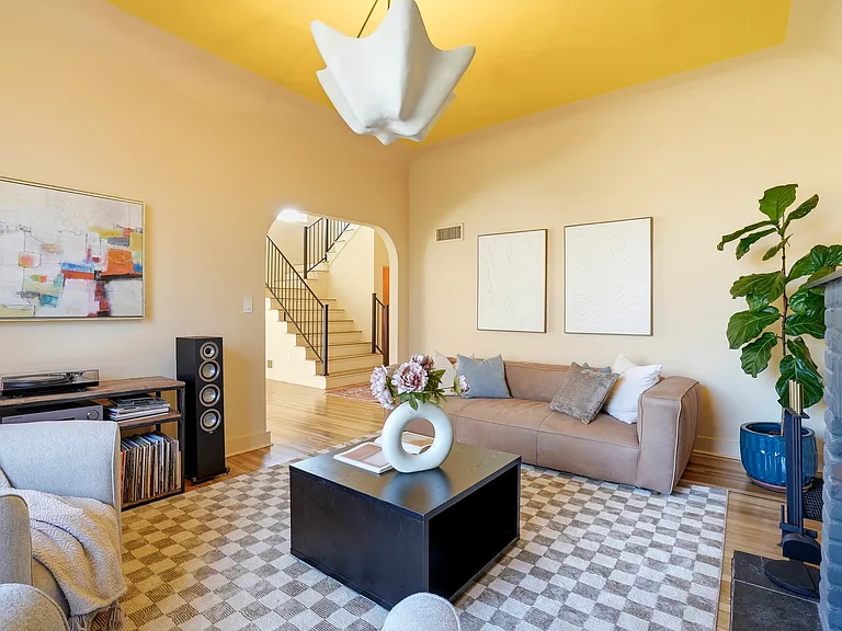 9000 Monaco St #8 — Photo 22