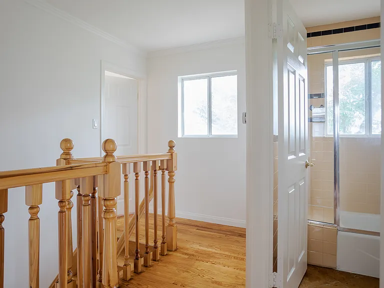 4018 Clayton Ave — Photo 18