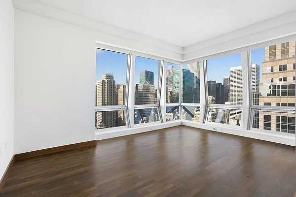 Rented by Compass | media 41