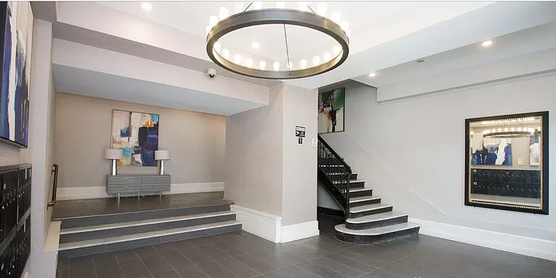 Rented by REAL New York | media 37