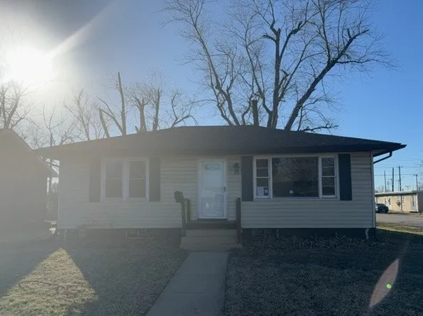 2111 Alexander St, Granite City, IL 62040