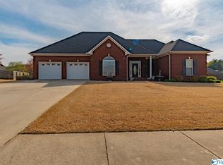 27 Hidden Creek Dr, Trinity, AL 35673