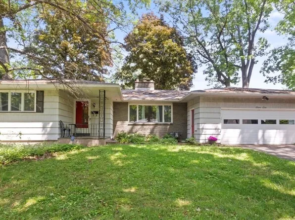 56 Eastwood Trl, Rochester, NY 14622