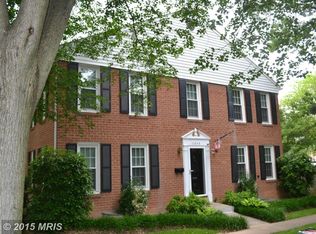 11858 Saint Trinians Ct, Reston, VA 20191
