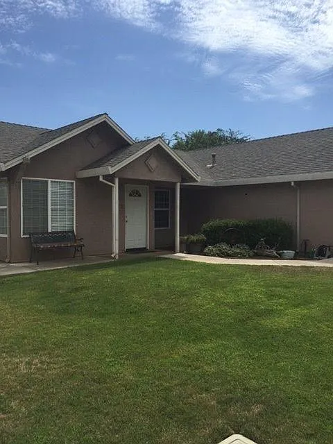 2912 Menke Ct photo 1