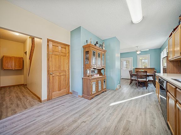2nd image of 601 Mill Ave NE