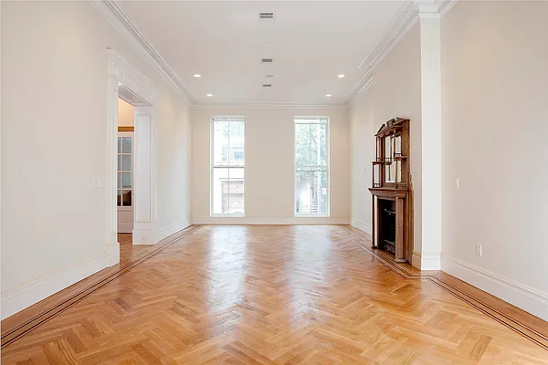 Sold by Douglas Elliman | media 10