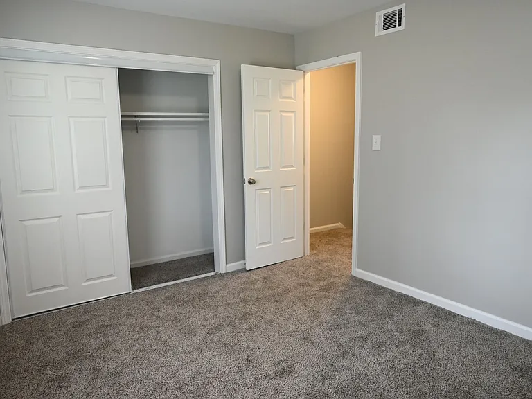 812 Fairview Dr — Photo 24