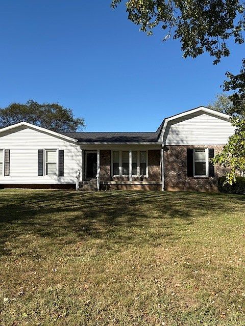 1st image of 203 Maple Way