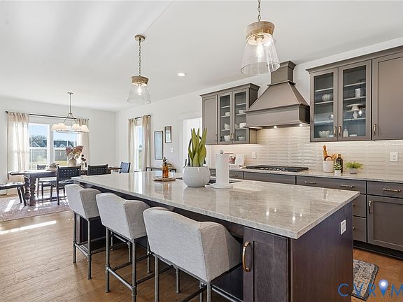 5th image of 4985 Hundley Pl