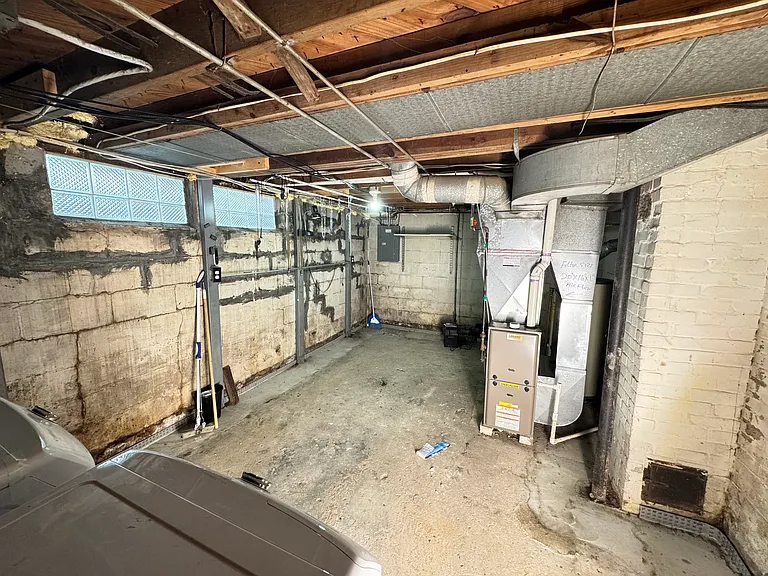 Larned St — Photo 18