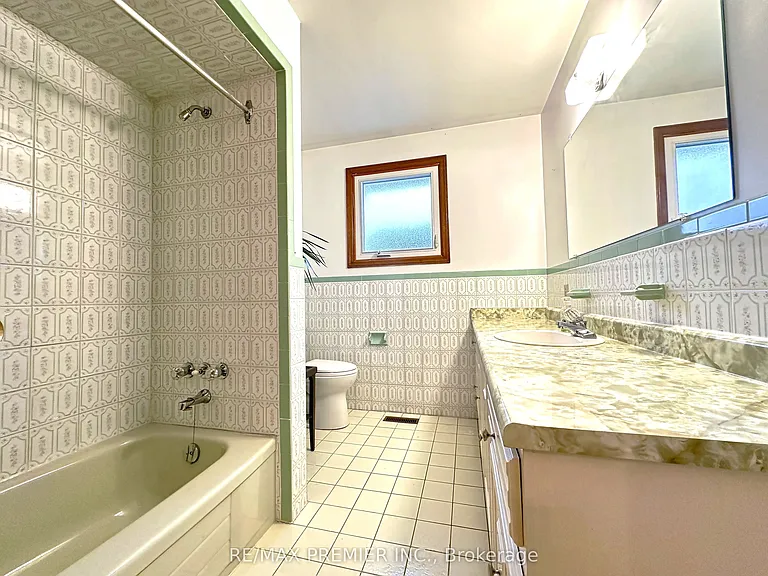 56 Fairchild Ave #MAIN — Photo 26