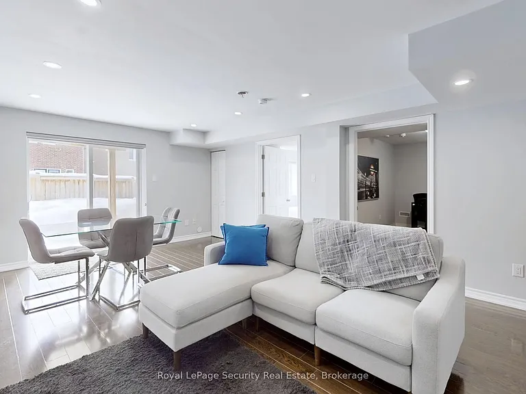 39 Vivian Creek Rd — Photo 5
