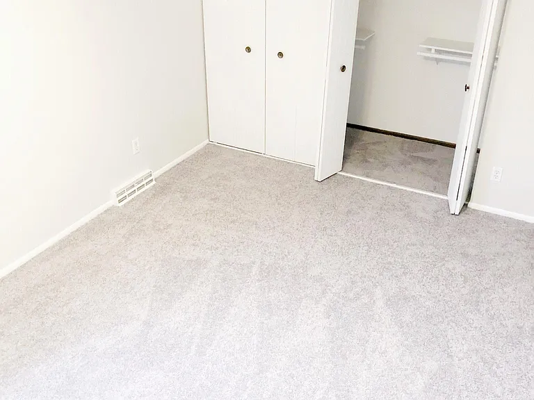 2354 Dorland Ln — Photo 10