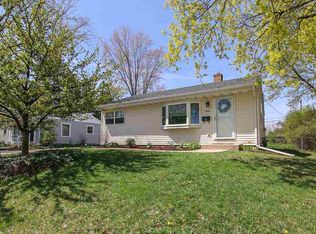 1906 Helene Pkwy, Madison, WI 53711