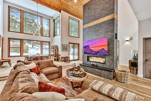 2434 Cold Creek Trl Photo 1