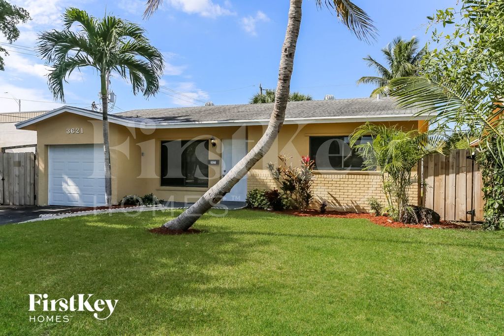 3621 NE 12th Ter, Pompano Beach