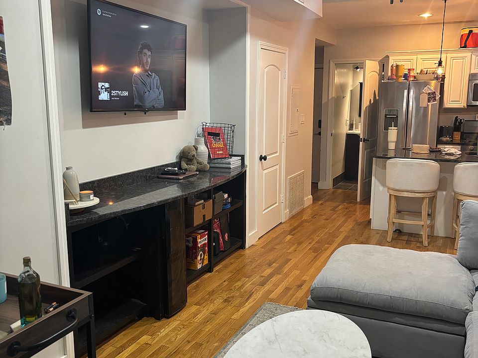 2nd image of 249 Maverick St #11