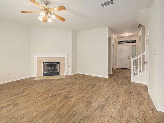 4th image of 102 Chandler Pointe Loop