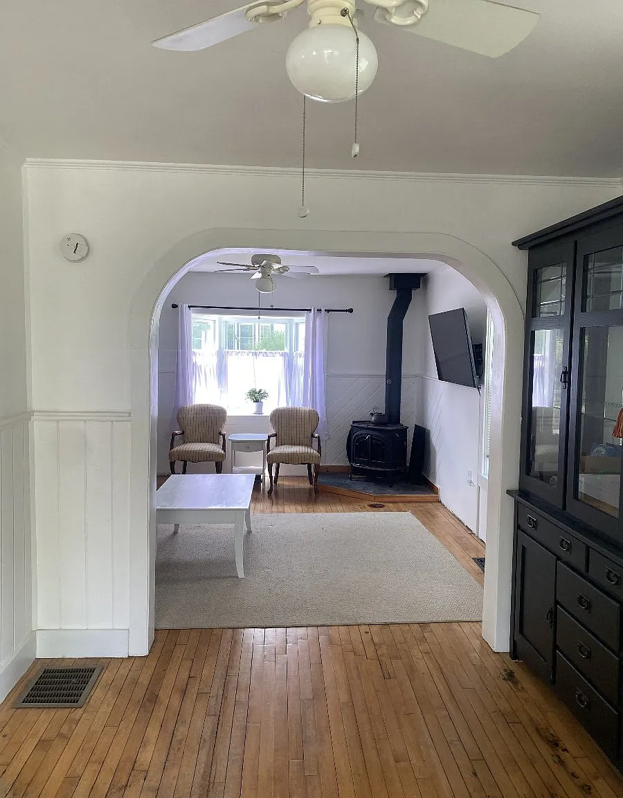 3 bed, 1.5 bath, 1288 sqft, $1,990 — Photo 3