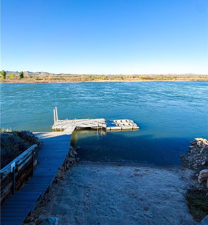 1st image of 4841 Hidden Beaches Dr