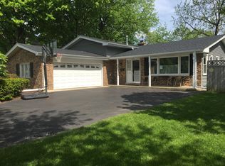 860 W Hawthorne Blvd, Wheaton, IL 60187