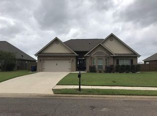9740 Cobham Park Dr, Daphne, AL 36526