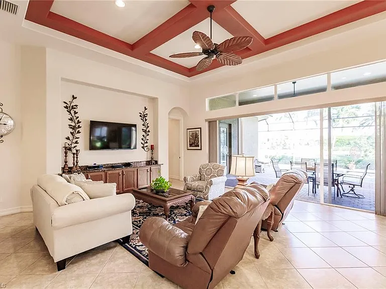 7684 Cottesmore Dr — Photo 22