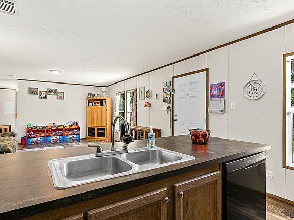 5th image of 5097 Pecan Ave