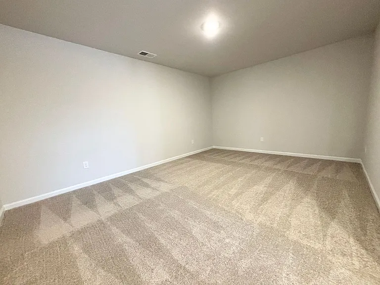 1033 Arborwood Dr SW — Photo 22