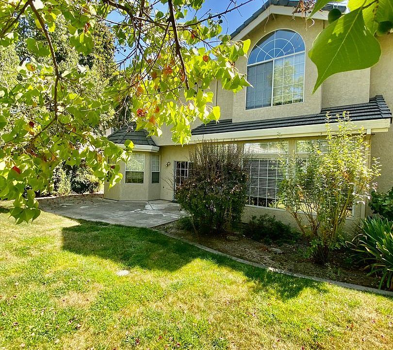 1st image of 2250 Banbury Cir