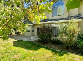 2250 Banbury Cir, Roseville, CA 95661