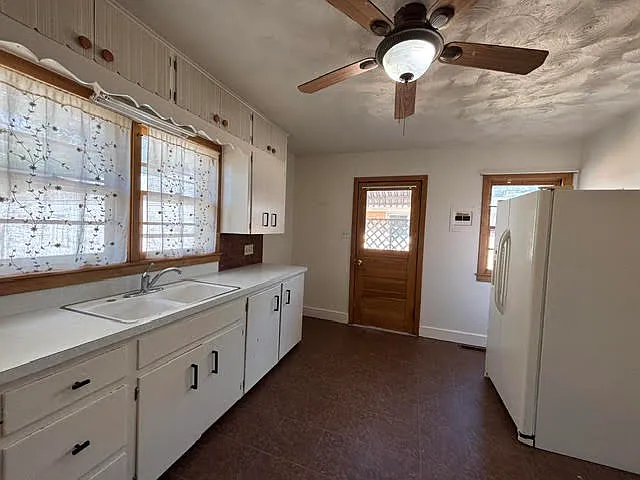 2 bed, 800 sqft, $900 — Photo 1
